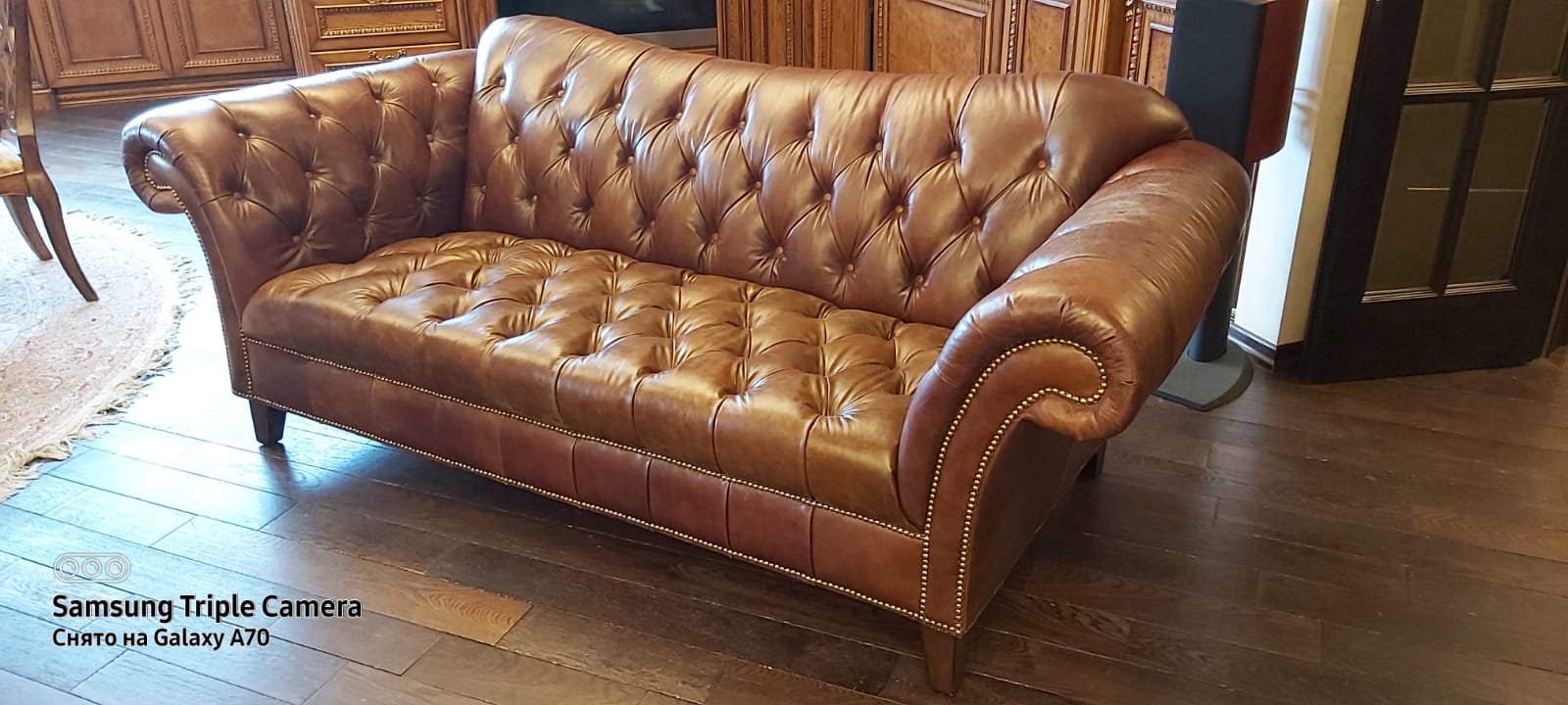 Перетяжка дивана. Мнёвники